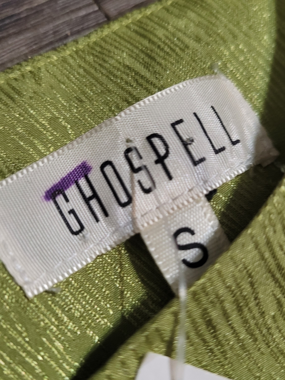 Elegant Lime Green Satin Draped Mini Dress Ghospell Hideaway Satin Mini Sz Small - Picture 4 of 8